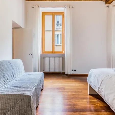 Nuovo Elegante Trilocale Tra Duomo E Darsena Apartamento