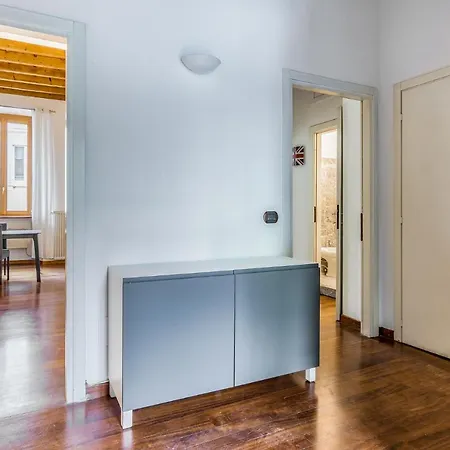 Apartamento Nuovo Elegante Trilocale Tra Duomo E Darsena Milão