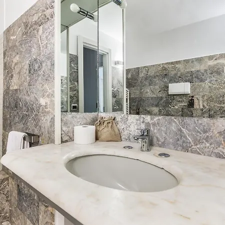 Appartement Nuovo Elegante Trilocale Tra Duomo E Darsena