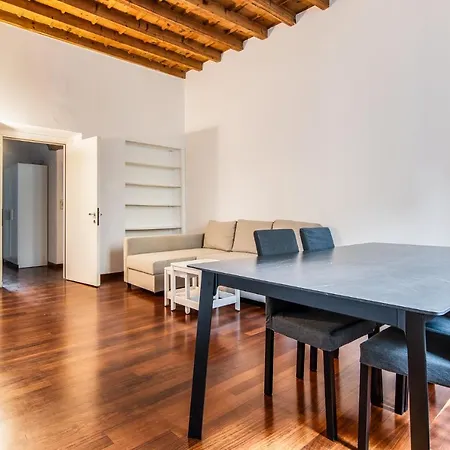 Nuovo Elegante Trilocale Tra Duomo E Darsena Apartamento